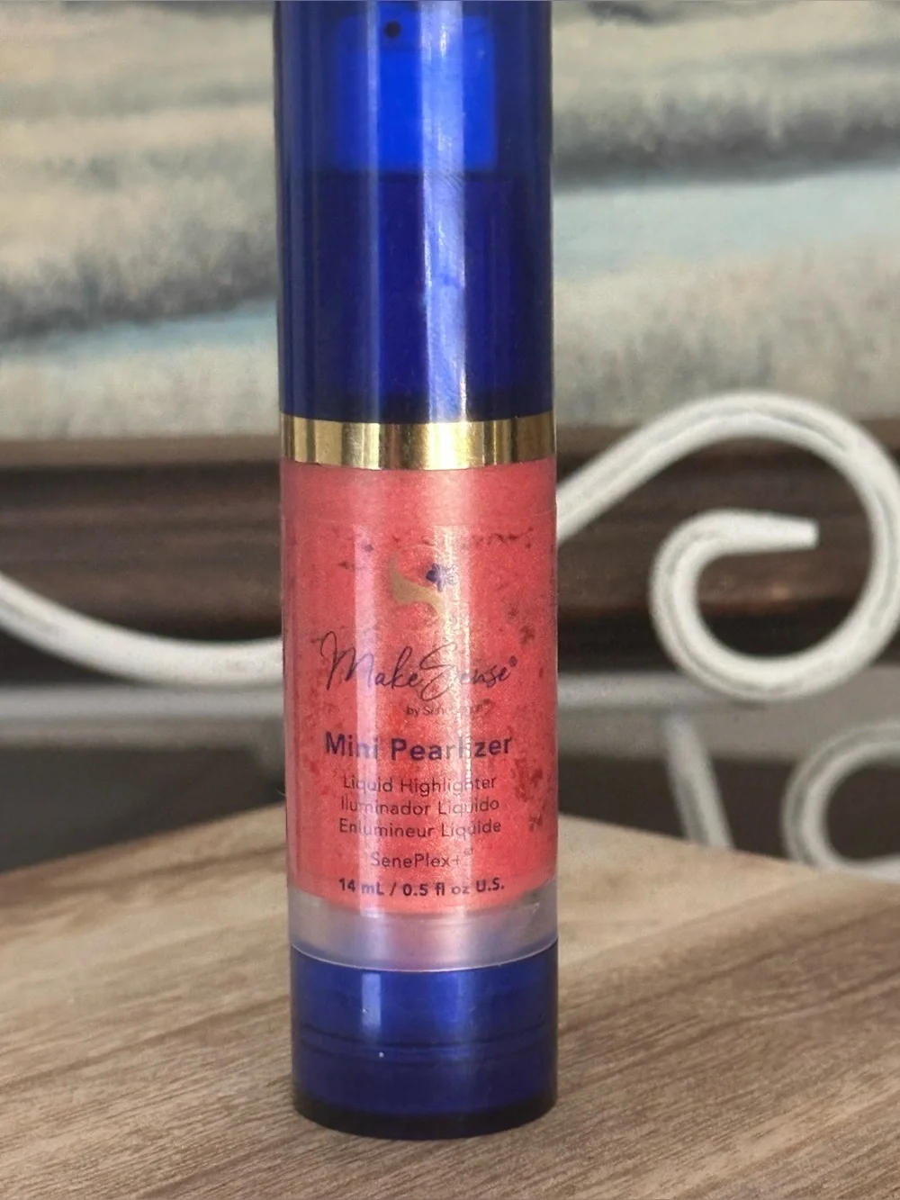 Senegence MakeSense FIREFLY Mini Pearlizer